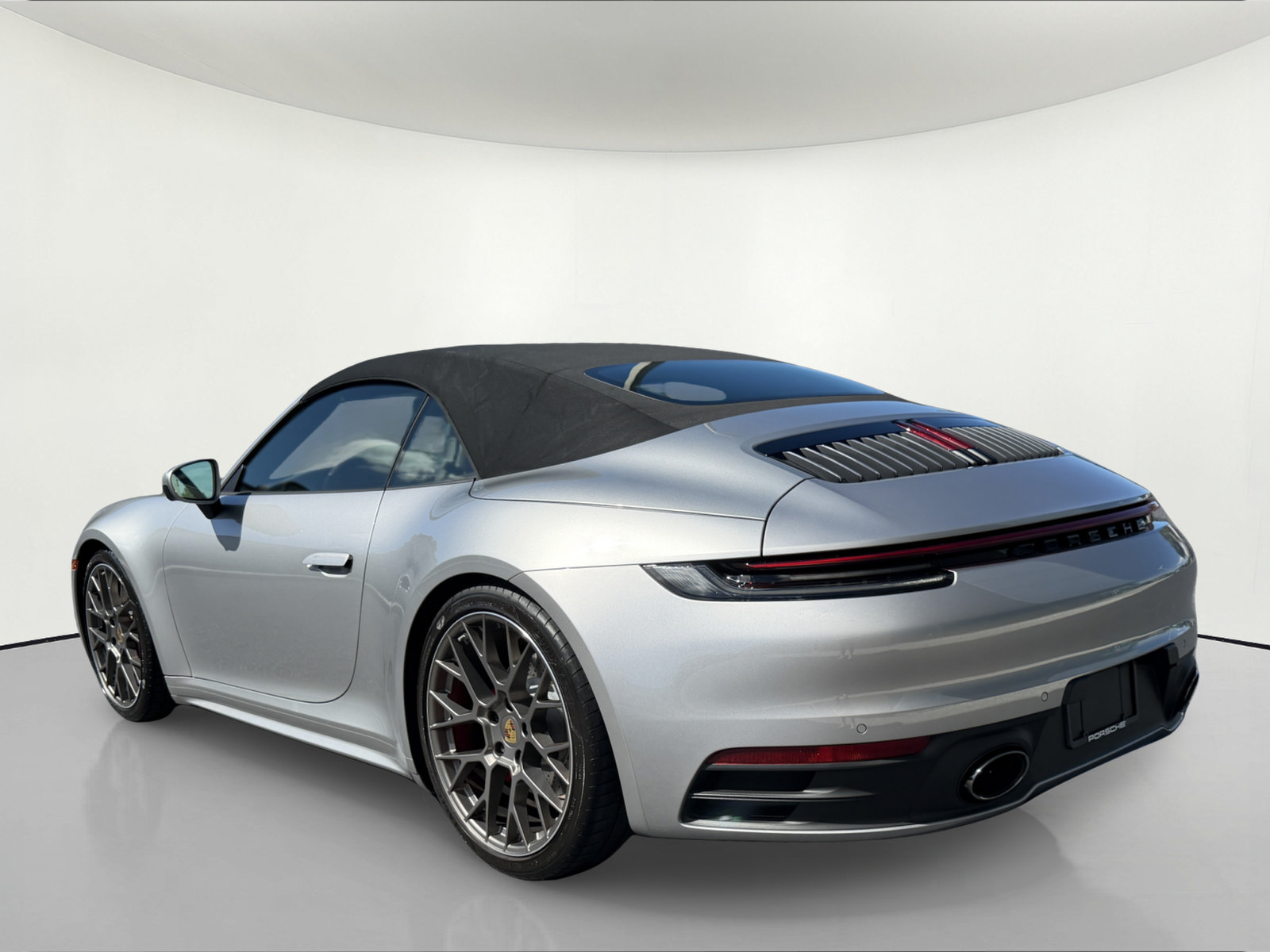 Certified 2020 Porsche 911 Carrera 4S AWD/4WD image 3