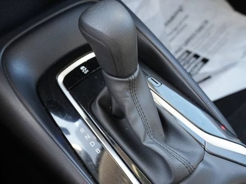 Used 2025 Toyota Corolla LE FWD image 39
