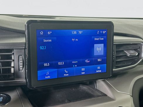 Used 2022 Ford Explorer XLT w/ Equipment Group 202A image 21