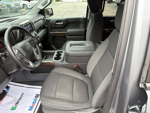 Used 2021 Chevrolet Silverado 1500 LT Trail Boss w/ Convenience Package II AWD/4WD image 28