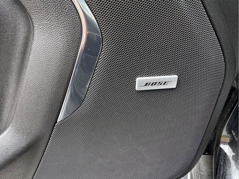 Used 2022 Chevrolet Suburban RST w/ Luxury Package image 12