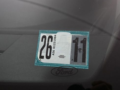 Used 2021 Ford F250 Lariat w/ Lariat Value Package image 7