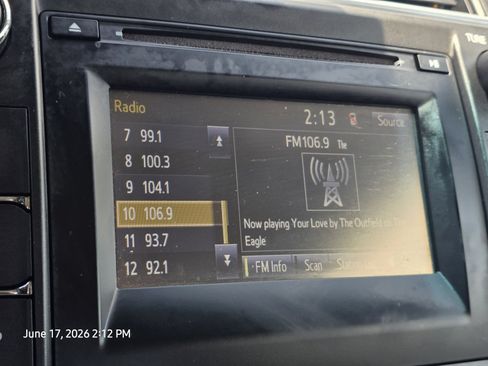 Used 2017 Toyota Camry SE FWD image 21