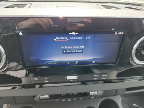 Used 2024 Mercedes-Benz eSprinter 170 Cargo image 4