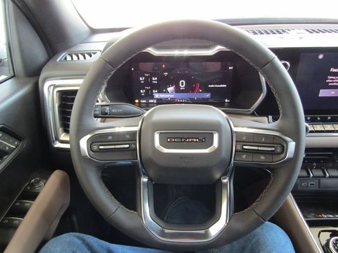 New 2026 GMC Canyon Denali AWD/4WD image 30