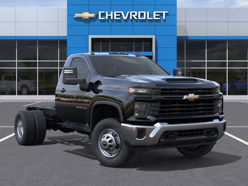 New 2026 Chevrolet Silverado 3500 W/T w/ WT Convenience Package AWD/4WD image 7