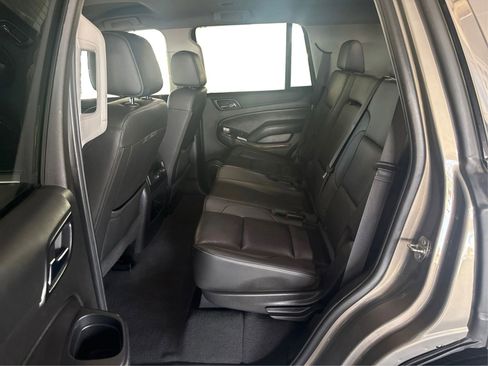 Used 2019 Chevrolet Tahoe LT w/ Off-Road Package AWD/4WD image 10