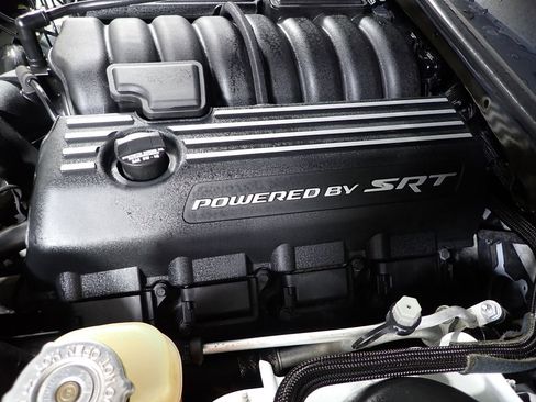 Used 2018 Dodge Challenger R/T Scat Pack RWD image 40