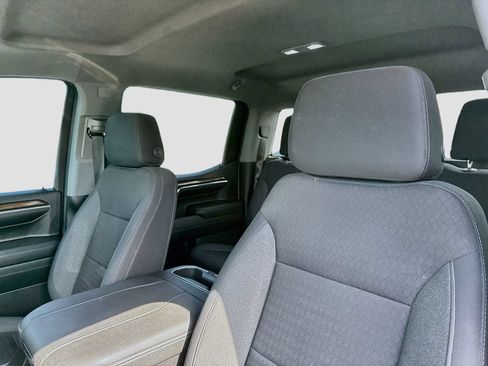 Used 2024 Chevrolet Silverado 1500 LT Trail Boss AWD/4WD image 12