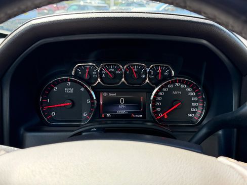 Used 2016 GMC Sierra 1500 SLT w/ Suspension Package, Off-Road image 7