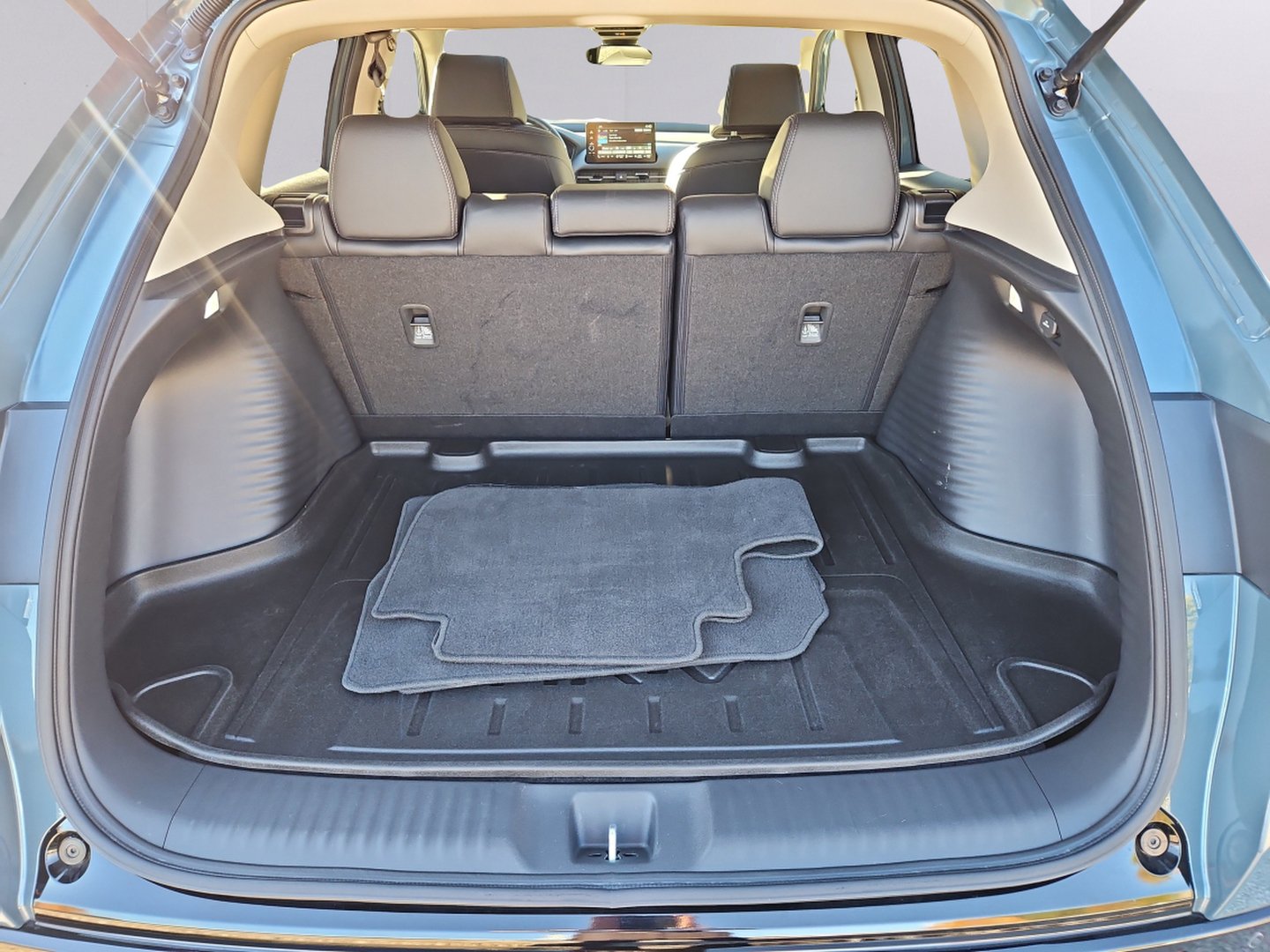 Certified 2024 Honda HR-V EX-L image 32