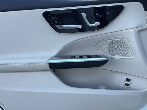 Certified 2025 Mercedes-Benz C 300 4MATIC Sedan image 19