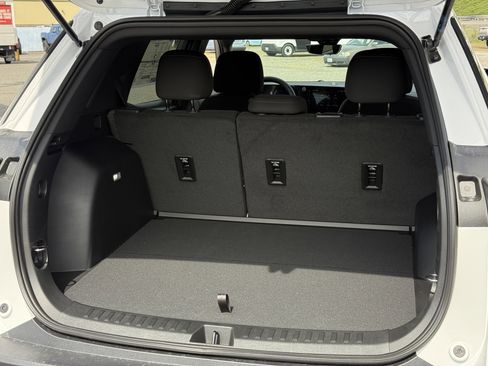 New 2026 Chevrolet Equinox LT AWD/4WD image 31