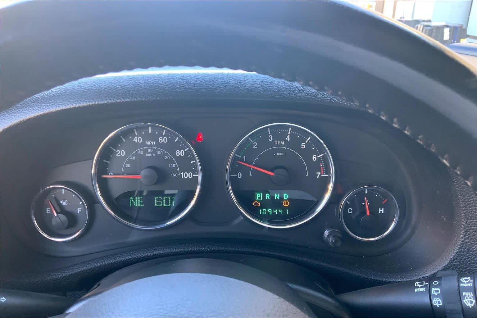 Used 2012 Jeep Wrangler Unlimited Sahara w/ Connectivity Group AWD/4WD image 25