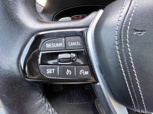 Used 2021 BMW 530i xDrive w/ Convenience Package AWD/4WD image 21