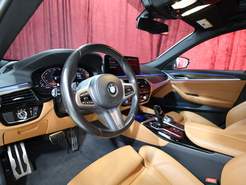 Used 2022 BMW 540i w/ M Sport Package RWD image 12