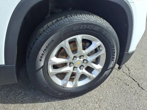 Used 2020 Chevrolet Traverse LT FWD image 9
