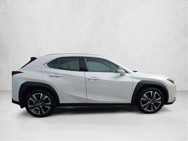 Used 2025 Lexus UX 300h AWD w/ Cold Area Package image 4