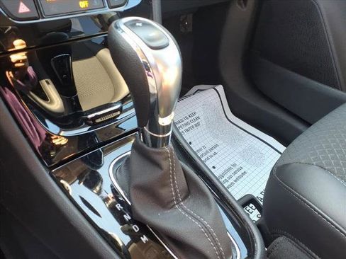 Certified 2022 Buick Encore Preferred w/ Safety Package image 21