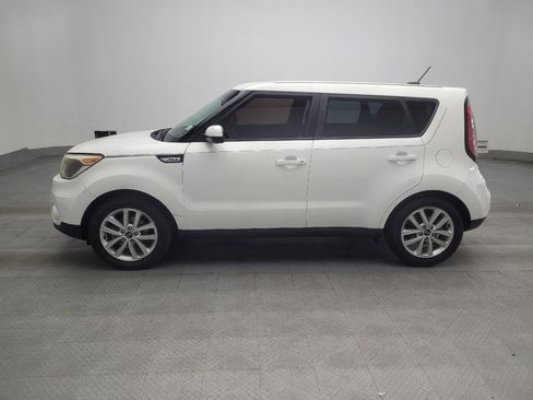 Used 2019 Kia Soul + FWD image 2