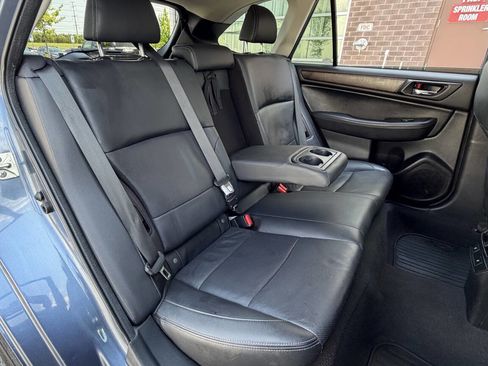 Used 2016 Subaru Outback 2.5i Limited w/ Protection Package #2 AWD/4WD image 36