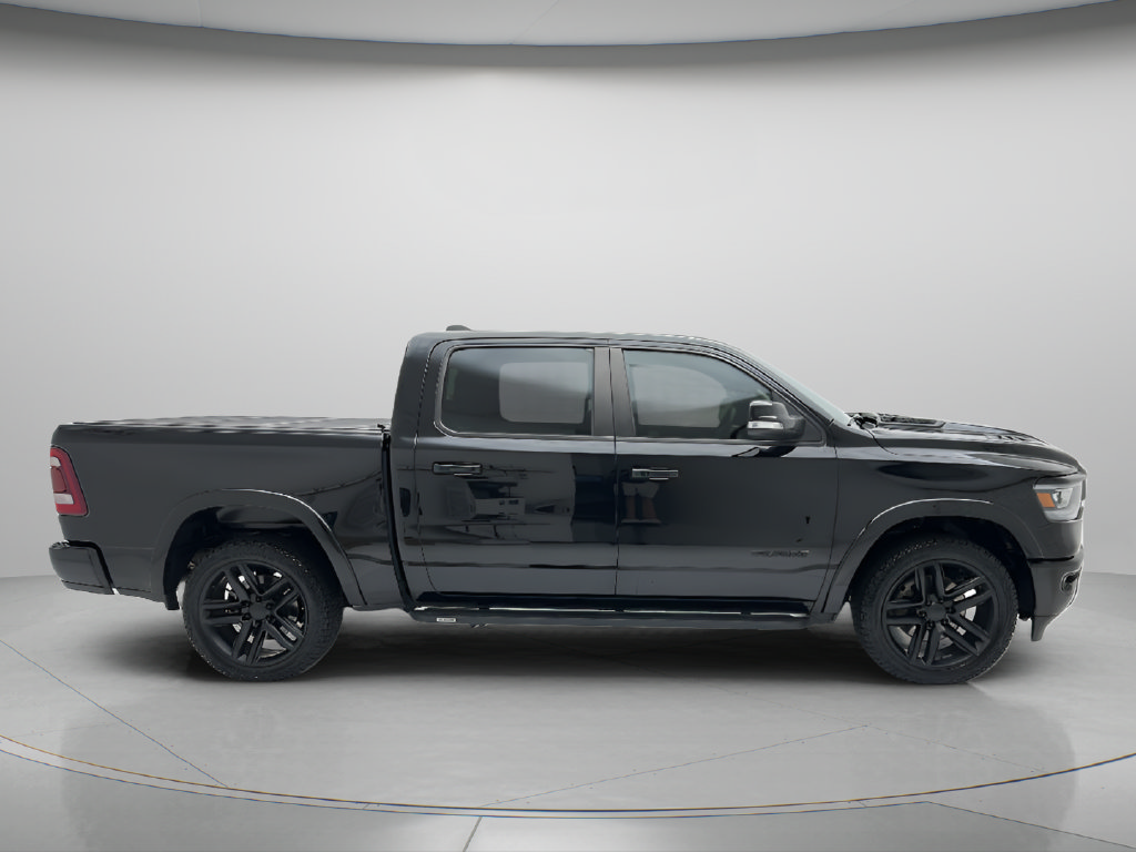 Used 2020 RAM 1500 Laramie w/ Sport Appearance Package AWD/4WD image 4