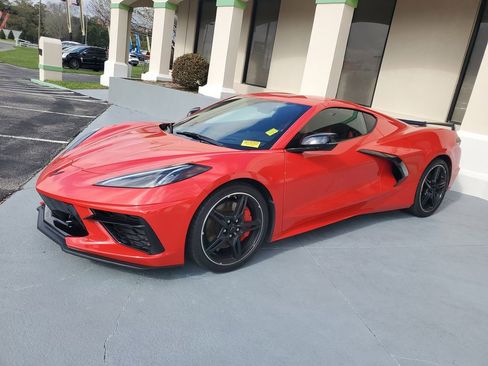 Used 2022 Chevrolet Corvette Stingray Preferred Cpe w/ Z51 Performance Package image 2