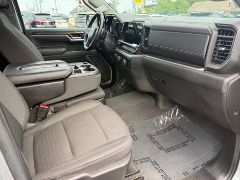 Used 2026 Chevrolet Silverado 1500 RST AWD/4WD image 28