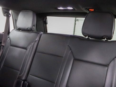 Used 2023 GMC Yukon Denali AWD/4WD image 29