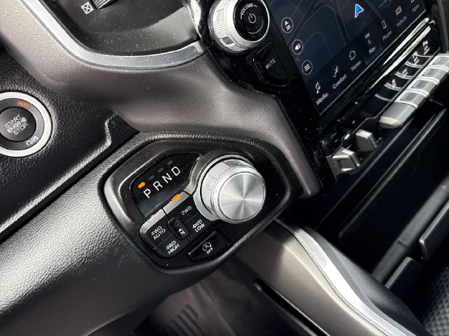 Used 2023 RAM 1500 Laramie AWD/4WD image 26