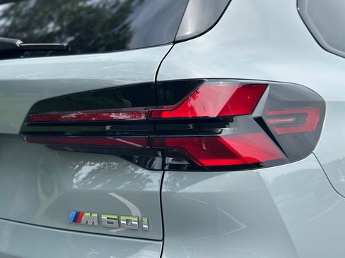 Used 2024 BMW X5 M60i AWD/4WD image 11