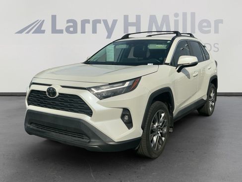 Certified 2022 Toyota RAV4 XLE Premium image 1