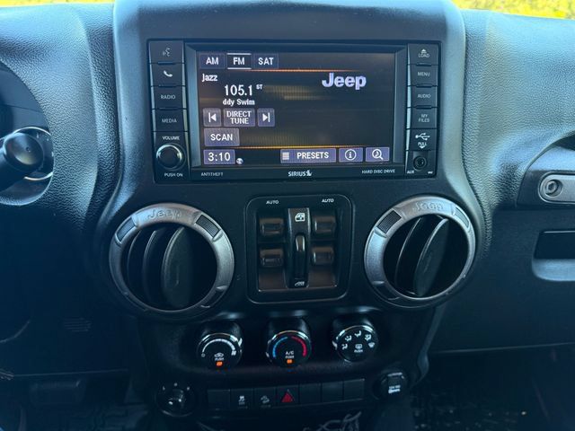 Used 2018 Jeep Wrangler Unlimited Sport AWD/4WD image 7