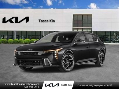 New 2026 Kia K4 EX w/ GT-Line Premium Package