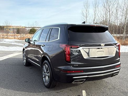 Used 2020 Cadillac XT6 Premium Luxury image 10