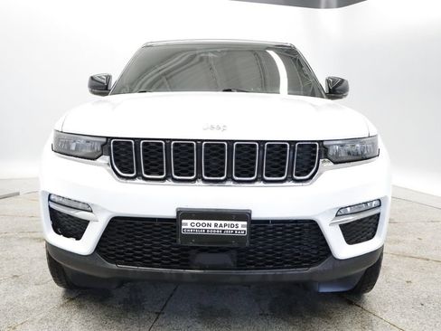 Used 2022 Jeep Grand Cherokee Limited AWD/4WD image 12