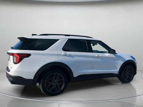 New 2026 Ford Explorer ST RWD image 33