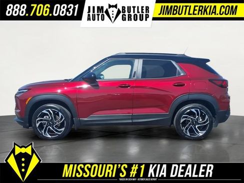 Used 2024 Chevrolet TrailBlazer RS w/ Convenience Package AWD/4WD image 4