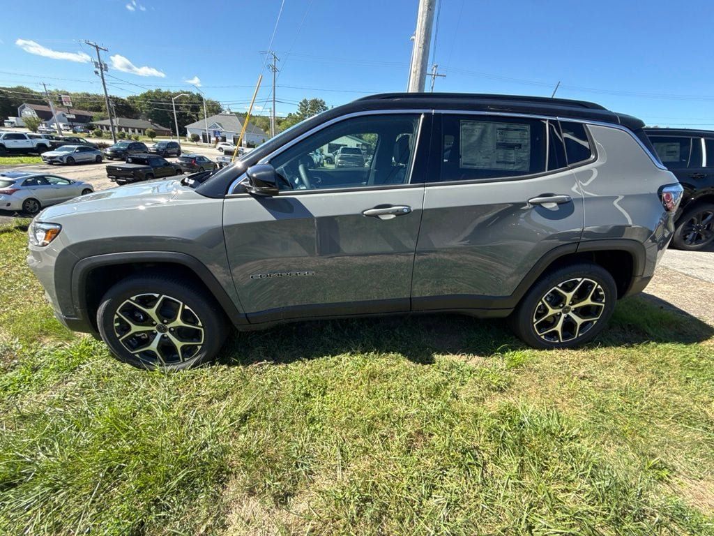 New 2026 Jeep Compass Limited AWD/4WD image 2