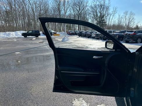 Used 2019 Dodge Charger R/T w/ Plus Group image 22