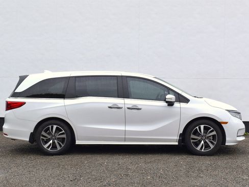 Used 2023 Honda Odyssey Touring image 6