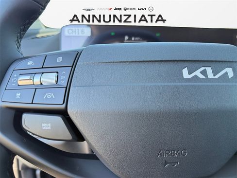 New 2026 Kia Sportage S image 25