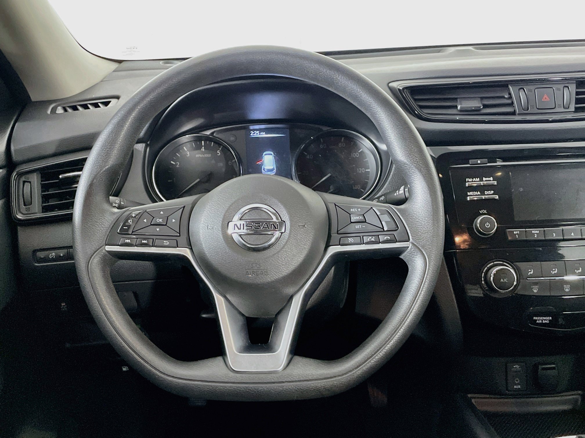 Used 2017 Nissan Rogue S FWD image 18