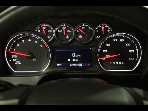 Certified 2022 Chevrolet Silverado 1500 RST w/ Redline Edition AWD/4WD image 9