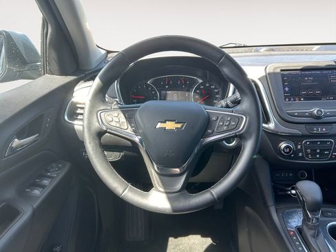 Used 2023 Chevrolet Equinox LT FWD image 12