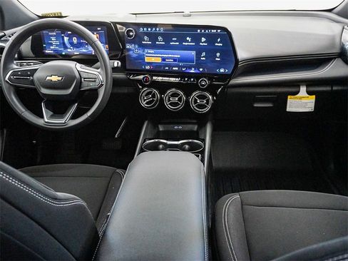 Used 2026 Chevrolet Blazer EV LT image 14