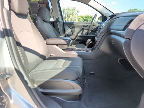 Used 2014 Chevrolet Traverse LT AWD/4WD image 32