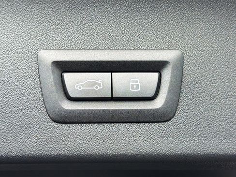 New 2026 BMW X3 xDrive30 w/ Premium Package image 13