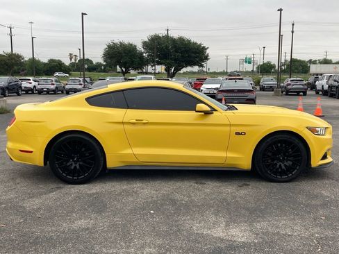 Used 2016 Ford Mustang GT w/ GT Performance Package RWD image 3