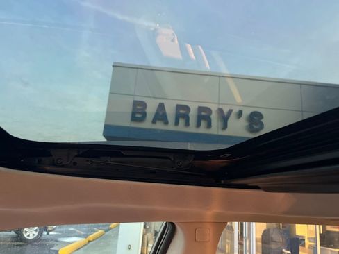 Used 2017 Buick Enclave Leather w/ Trailering Package image 15